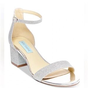 Betsy Johnson Women’s Jayce Glitter Evening Sandals
Size 10M Preowned